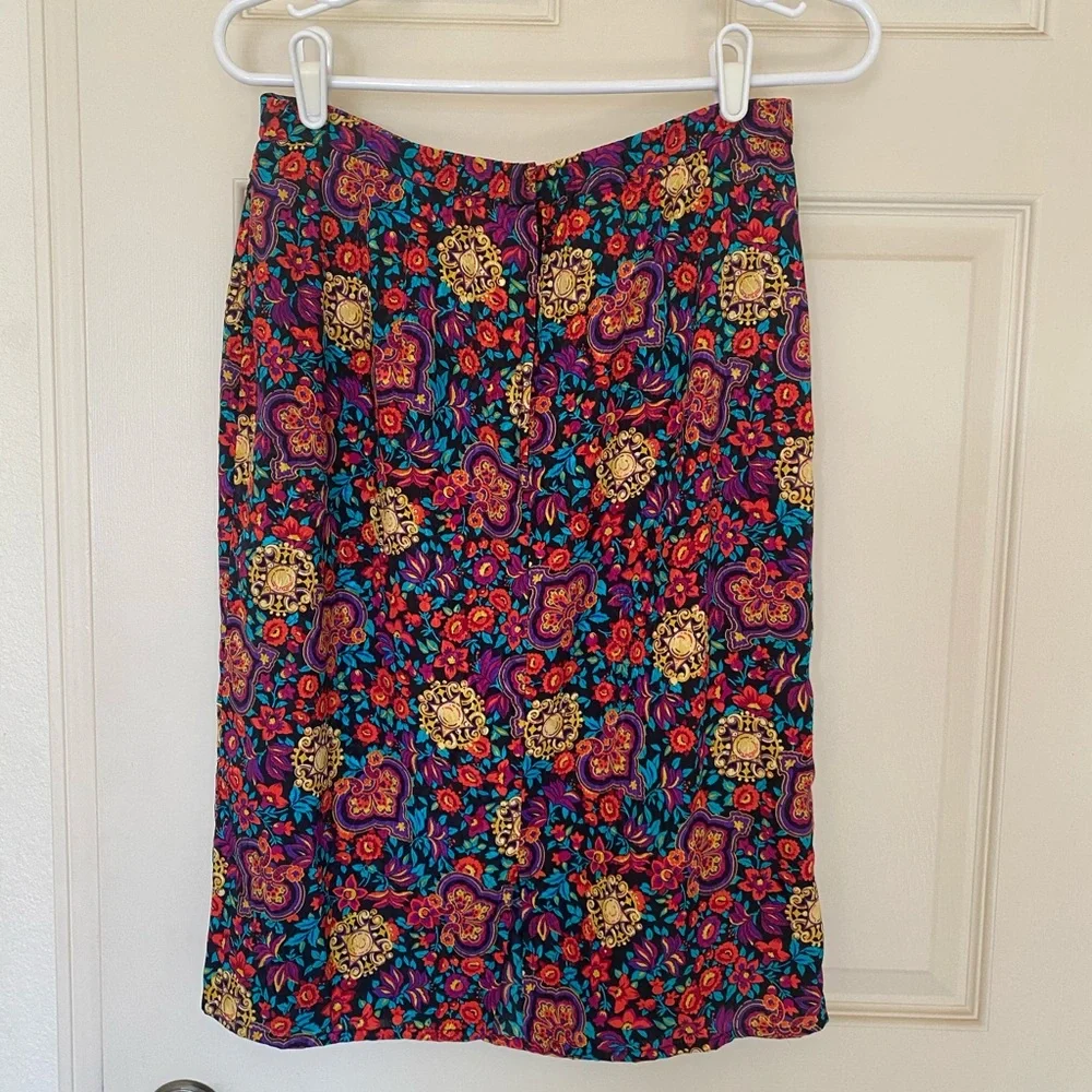 Colorful skirt - Picture 4 of 6